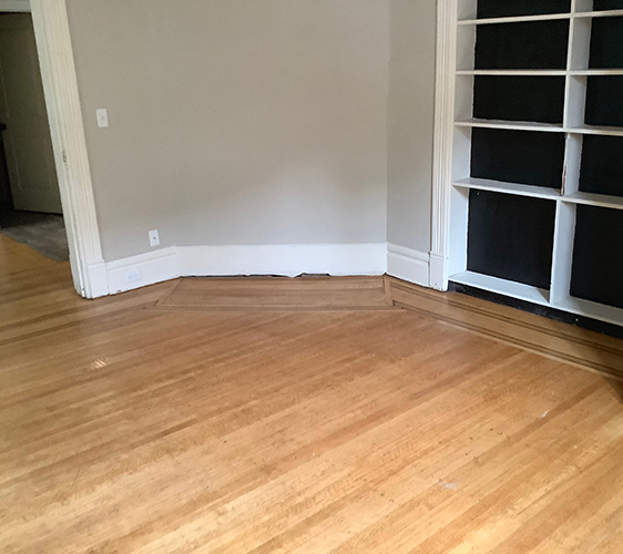 611 14th Ave SE Living Space.jpg