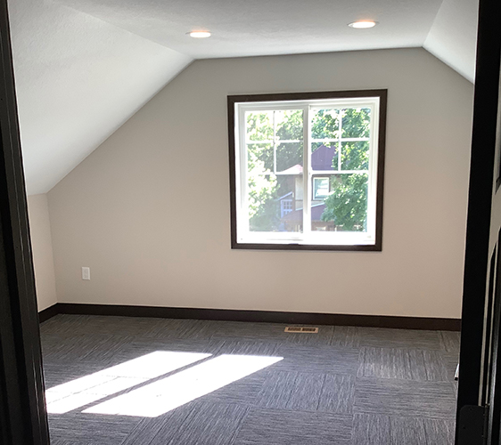 1027 13th Ave SE Bedroom 2.jpg