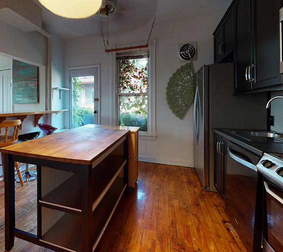 1409-5th-ST-SE-3-Kitchen.jpg