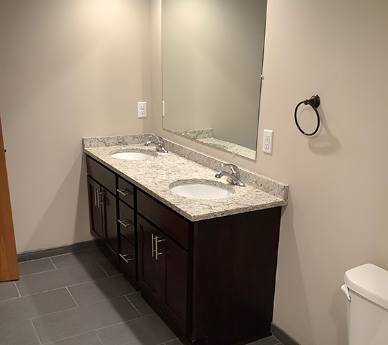 1519 Rollins Ave Bathroom.jpg