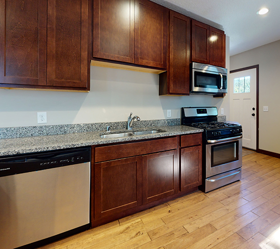 876-19th-Ave-SE-Kitchen.jpg