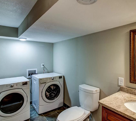 913 22nd Ave SE Laundry.JPG